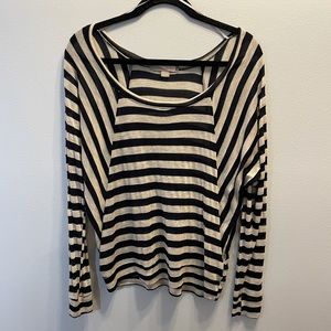 love 21 long sleeved shirt